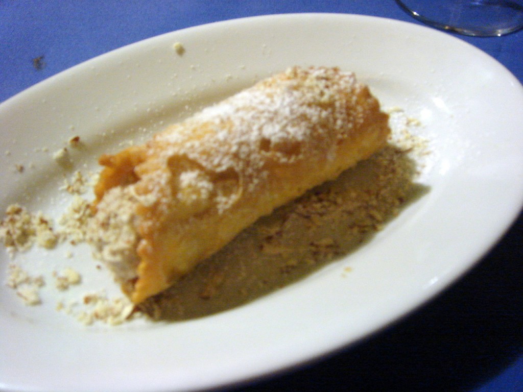 Cannolo with cow's milk ricotta