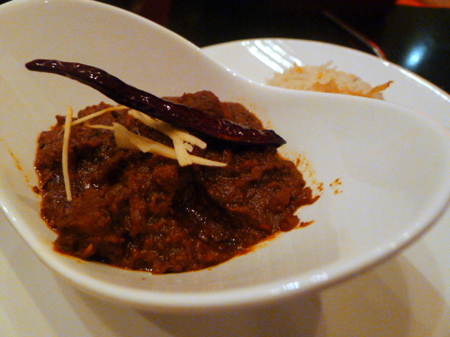 Spicy lamb curry