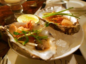 Vietnamese-dressed oyster