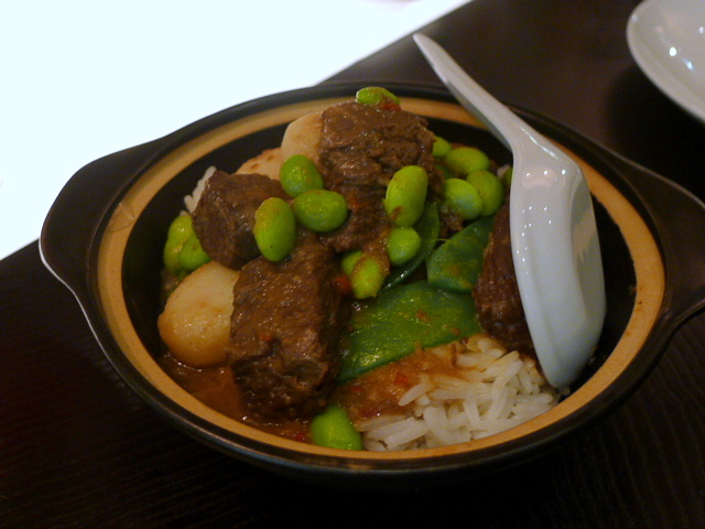 Braised beef rice pot