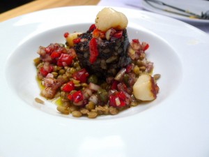 ‘Morcilla’ with scallops & lentils