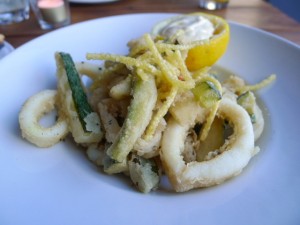Fried calamari & courgettes