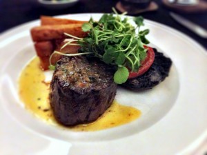 Hudson's Cedar Court Grand - Fillet steak