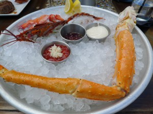 Eleven Eleven - Half lobster & crab