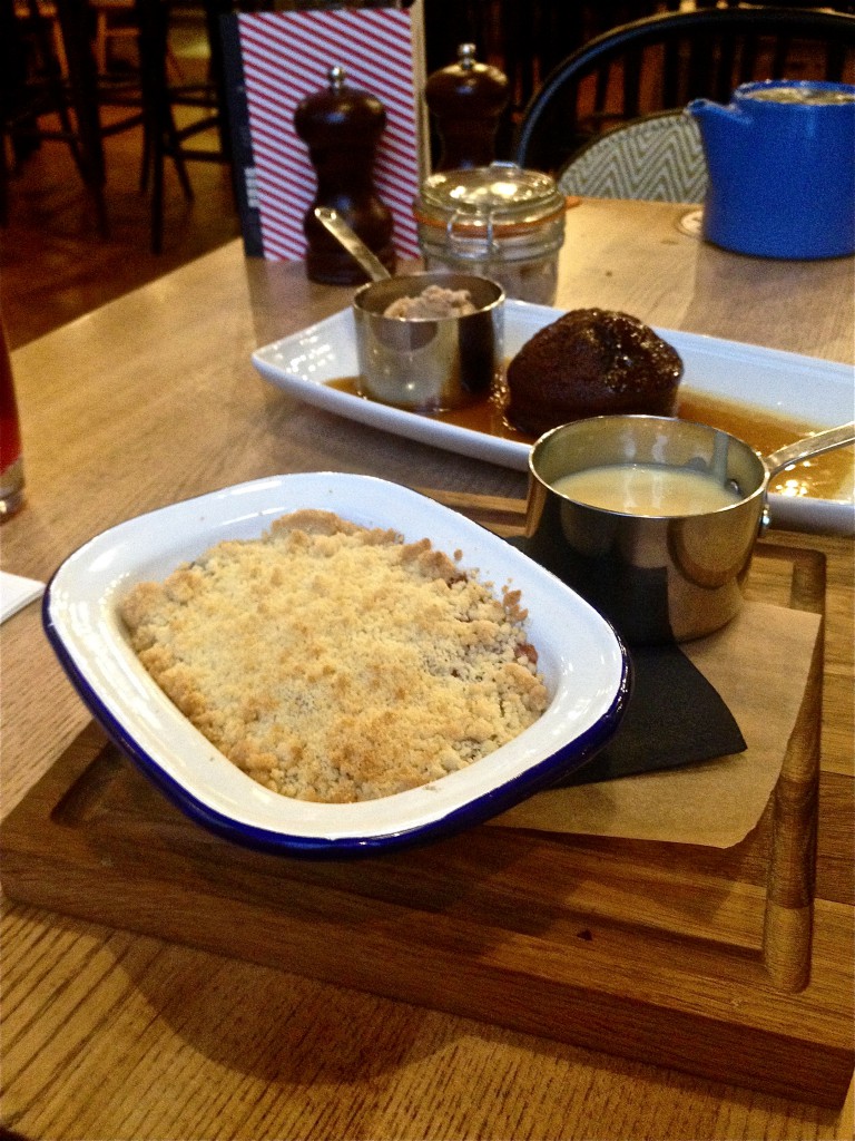 The Porchester - Apple and blackberry crumble with vanilla custard