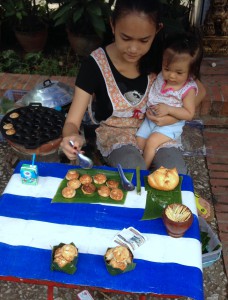 Luang Prabang Food Market - London Food Blog - Coconut cakes
